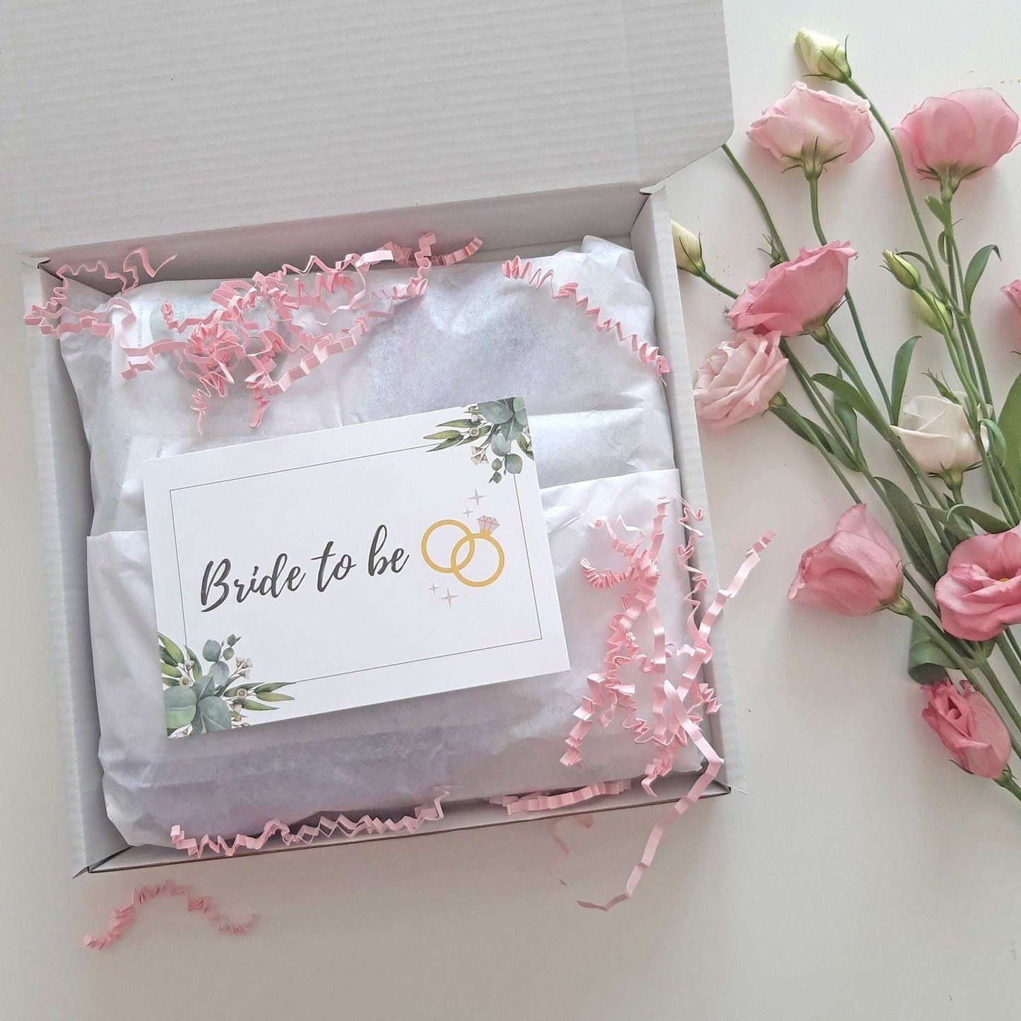 BRIDE TO BE GIFT BOX | THE WEDDING PLANNER BOX