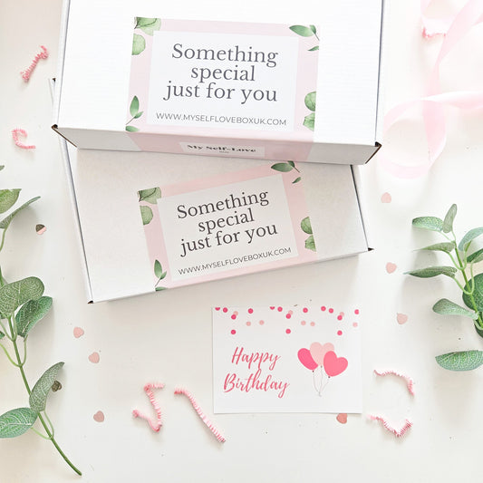 A LITTLE HUG | MINI LETTERBOX GIFT